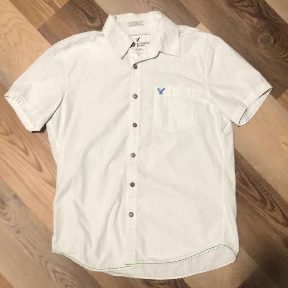 American Eagle, short sleeve button down shirt